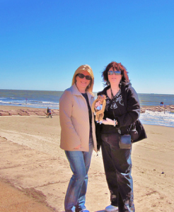 Minkey Dana and Stella on the Beach